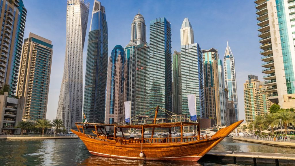 How many Types of Cruises are there in Dubai?