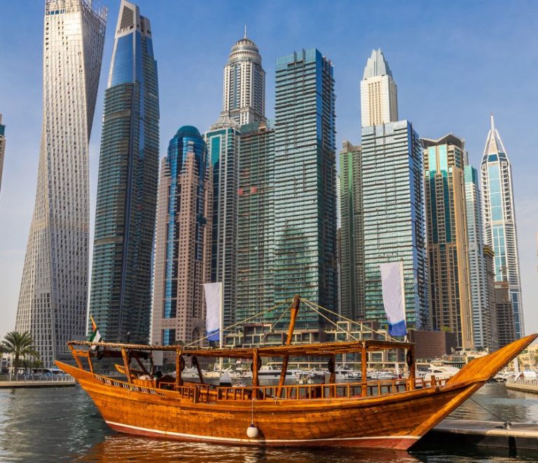 How many Types of Cruises are there in Dubai?