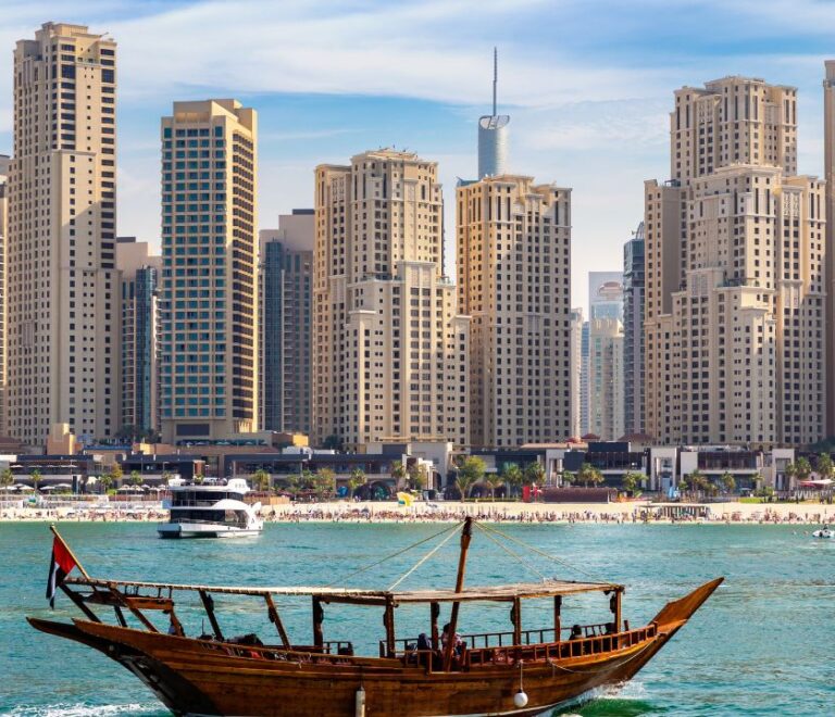 Exploring Dubai Creek Heritage before the Cruise