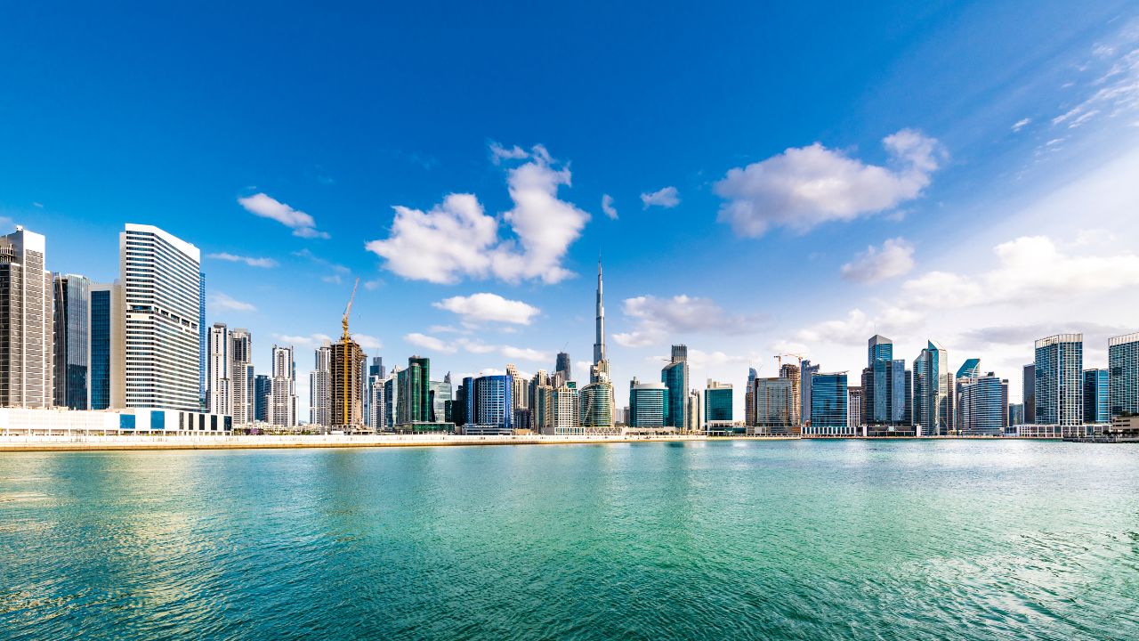 Best Time of Year to Take a Dhow Cruise in Dubai