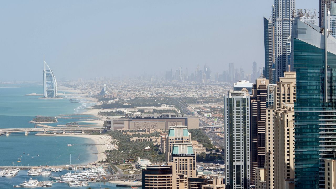 Why Dhow Cruise Dubai is the Perfect Romantic Date Idea?